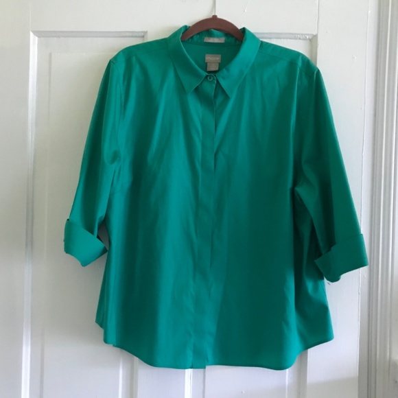 CHICO’S Aqua Green blue button up shirt with hidden buttons - Picture 5 of 5